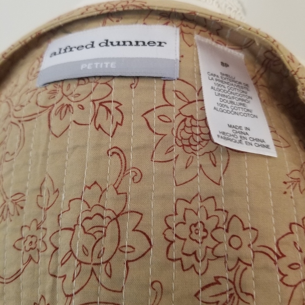 Jacket - Picture 2 of 4